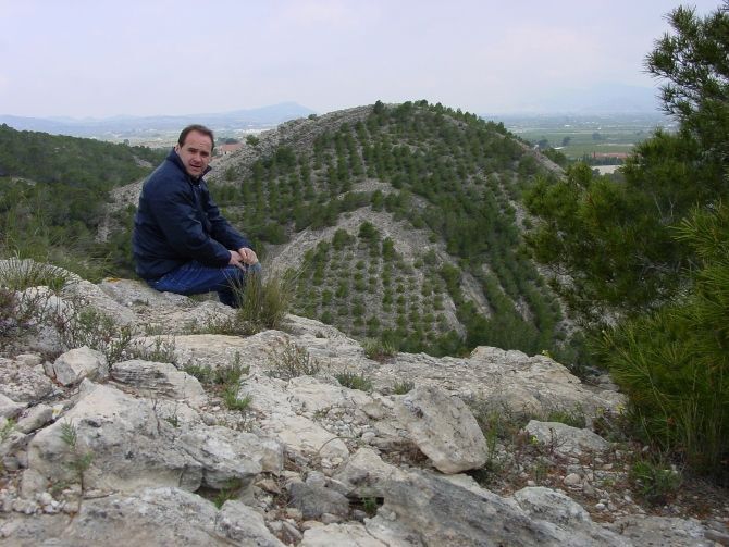 Doctor doctor en Geolog&iacute;a y profesor de Geodin&aacute;mica Interna del Departamento de Ciencias de la Tierra y del Medio Ambiente de la Universidad de Alicante, Pedro Alfaro Garc&iacute;a