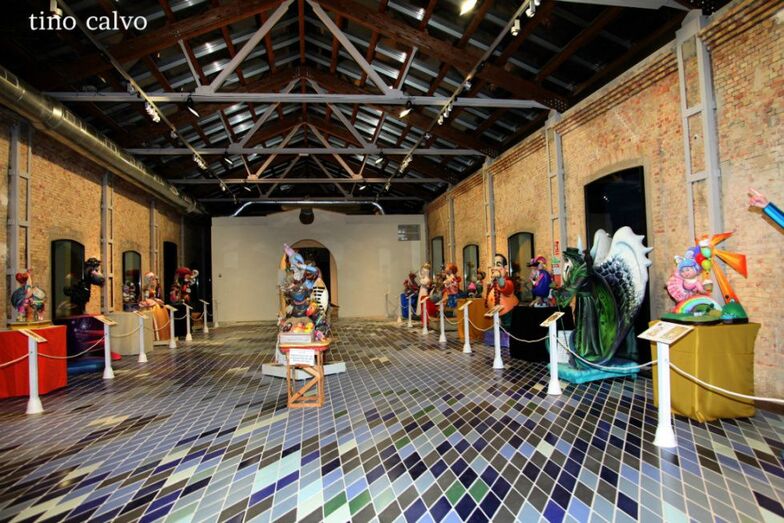 Una imagen de la exposici&oacute;n del ninot del pasado a&ntilde;o, en la antigua lonja