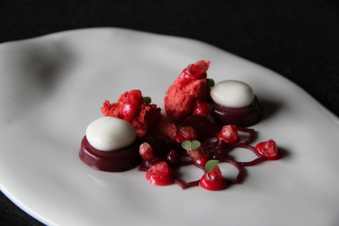 Plato ‘Venus de rubí', del chef Darwin Allauca del restaurante El carreter de La Xara