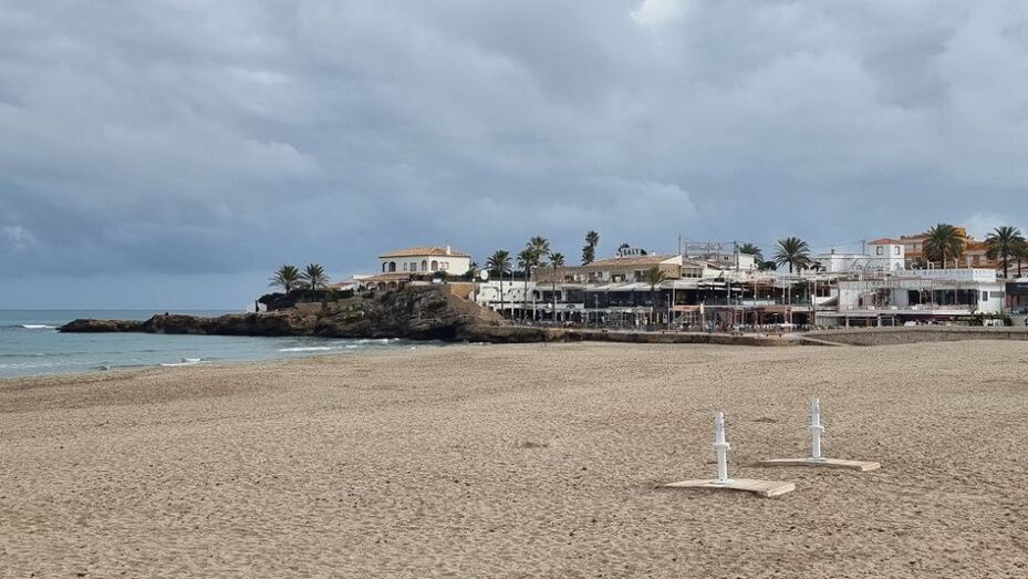 Imagen de los siete locales que serán clausurados en Xàbia