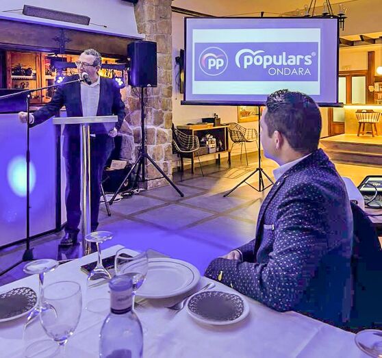 Toni Pérez destacó su aprecio personal por Ondara y elogió la figura del candidato Àlex Hernández