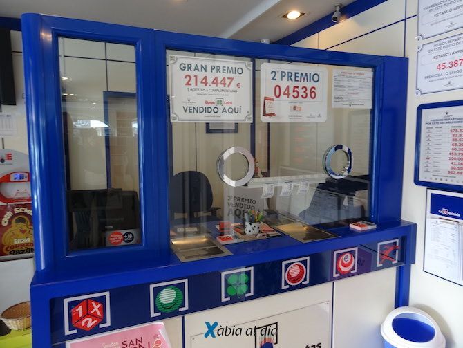 La administración de lotería del Arenal vuelve a dar un premio