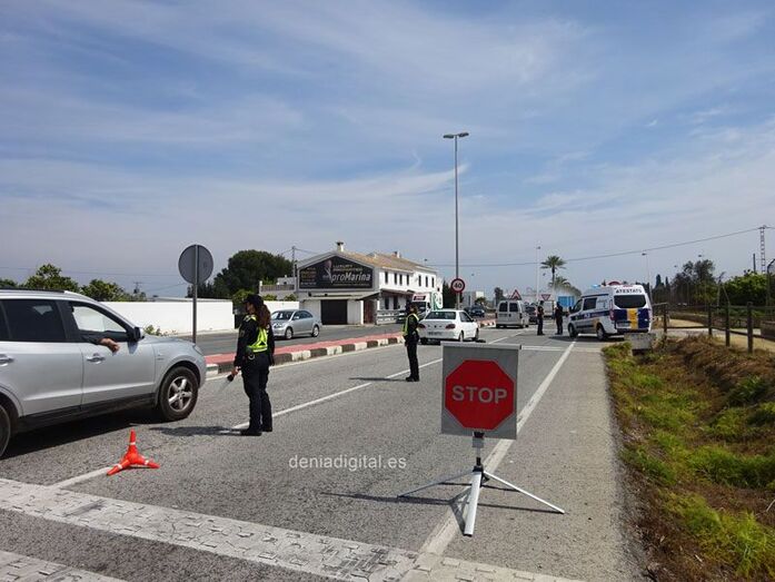 Dénia controla 73 camiones y autobuses en la última campaña especial de la DGT