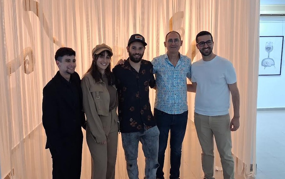 La Sala Joves Art de Dénia reúne a cuatro artistas en una nueva exposición colectiva