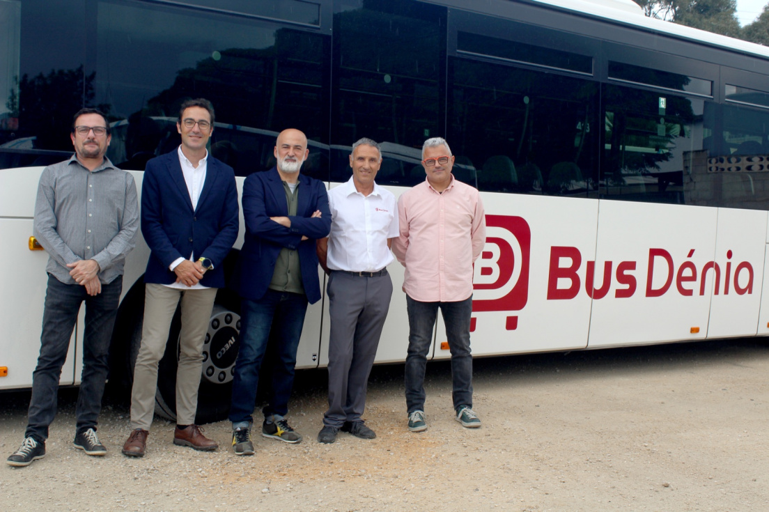 Dénia recibe los primeros autobuses de su nueva red de transporte urbano