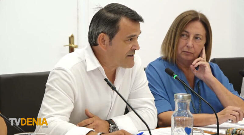 Jose Antonio Crist&oacute;bal y Pepa Font en una imagen de archivo de TV D&eacute;nia