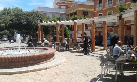 La parte central de la Glorieta de Dénia, el pavimento y las vigas de la pérgola serán renovadas