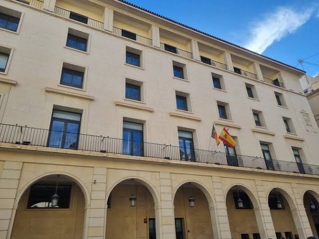 Condenado a tres años de prisión por intentar matar a otro hombre de una puñalada en Ondara