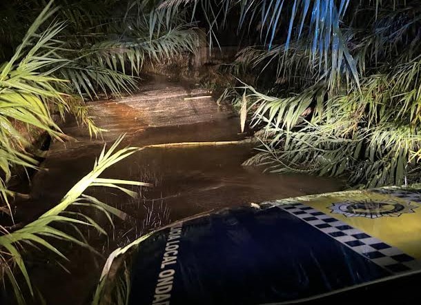 Crecida del agua durante el episodio de lluvias intensas en Ondara.