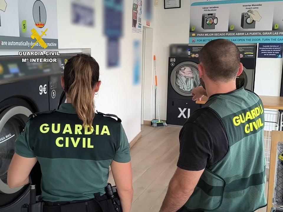 Detenidas tres personas por robos en lavanderías de El Verger, Pedreguer y Gata