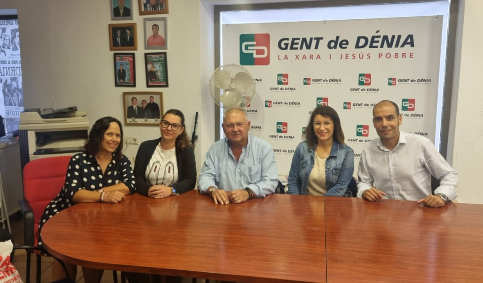 Gent de Dénia rechaza “la guerra política” y reivindica respeto y diálogo ante las elecciones generales